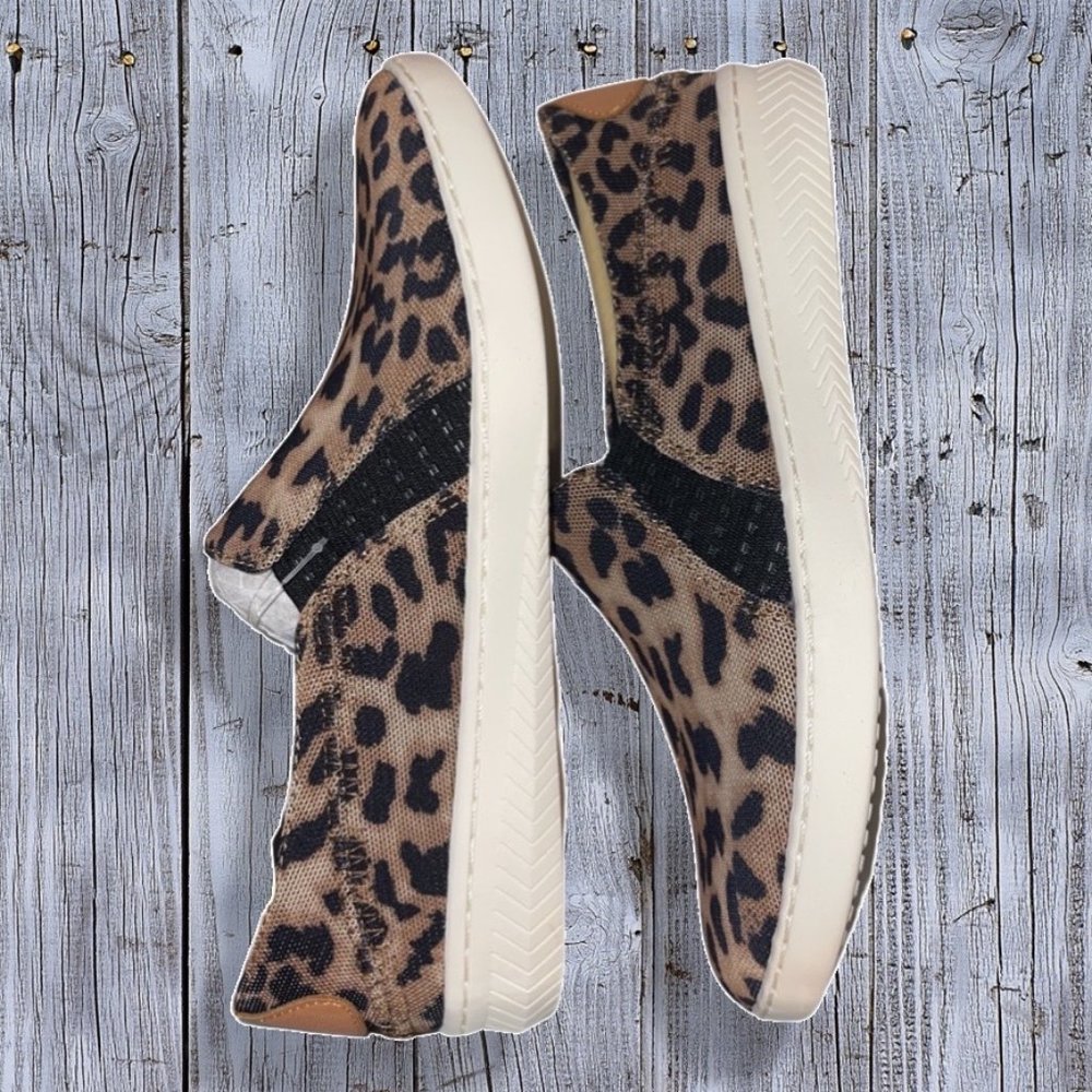 Cheetah Print Baretraps